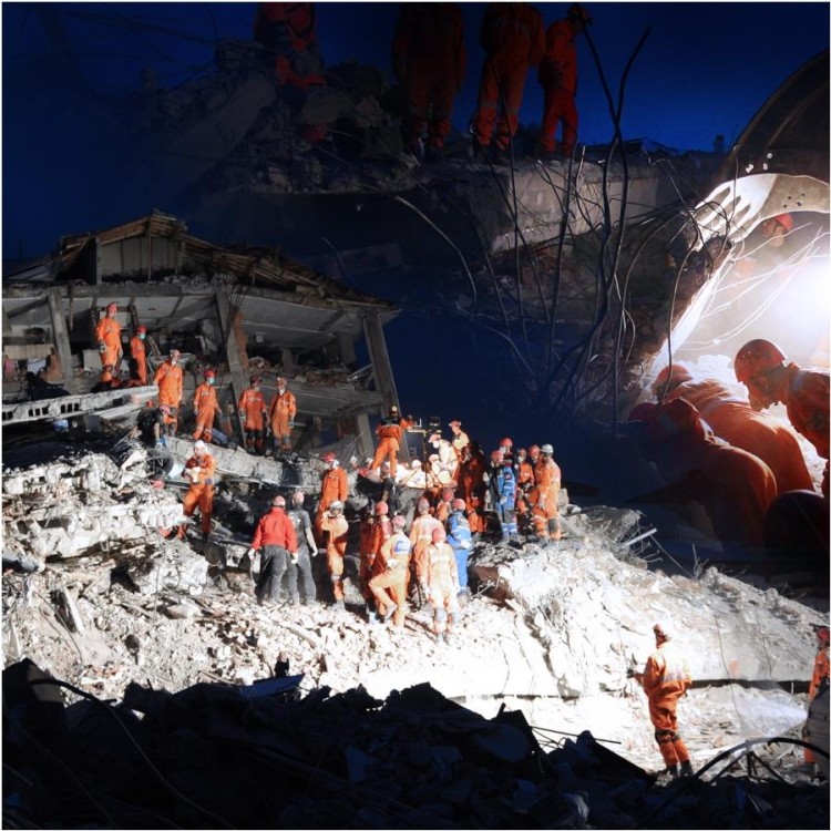 Latarka diodowa Fenix LR50R 12 000 lm-228321