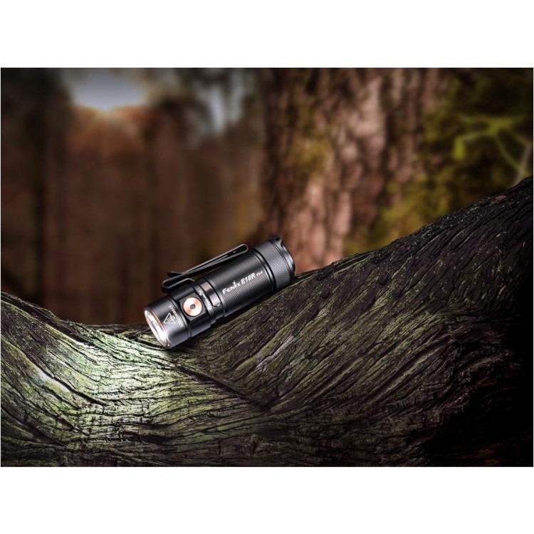 Mała Latarka Fenix E18R V2.0 1200 lm USB-C-229482