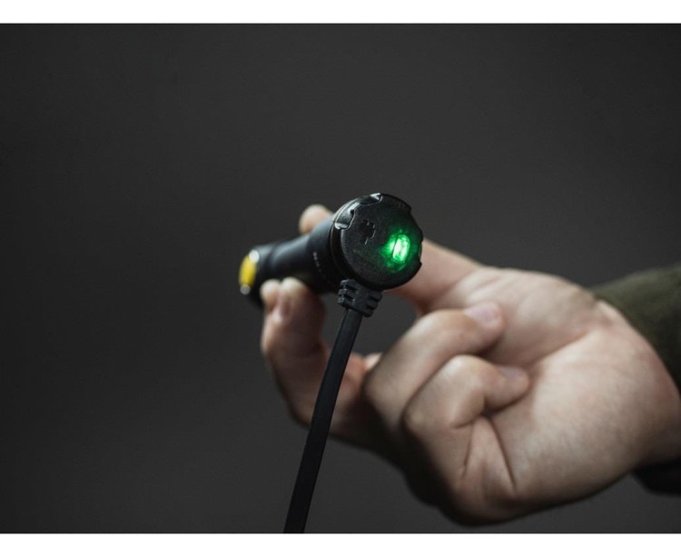 Latarka ArmyTek Prime C2 PRO warm Magnet USB 930lm-232882