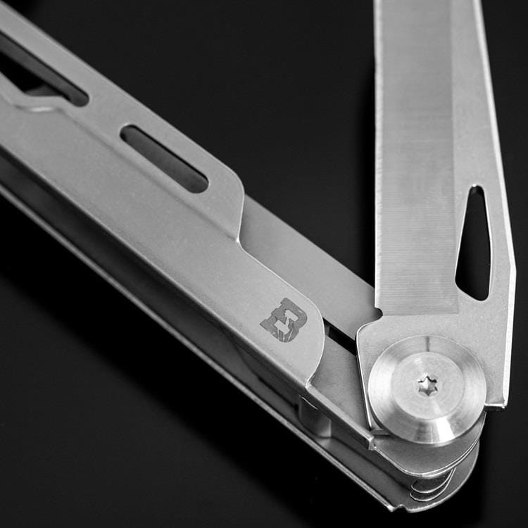 Multitool Badger Outdoor Thorn 14 narzędzi w etui-233097