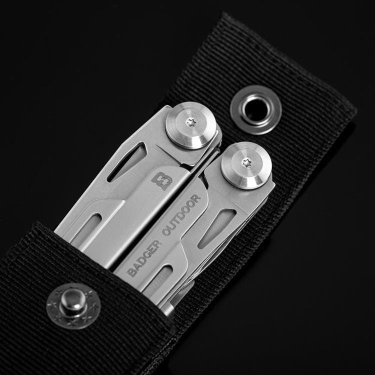 Multitool Badger Outdoor Thorn 14 narzędzi w etui-233101