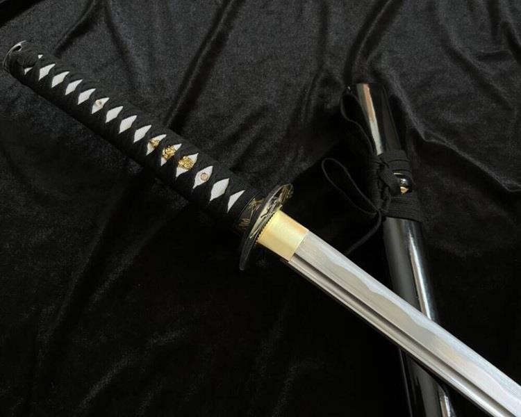 Profesjonalny Miecz treningowy Katana 6KN1-390 ostry-233482
