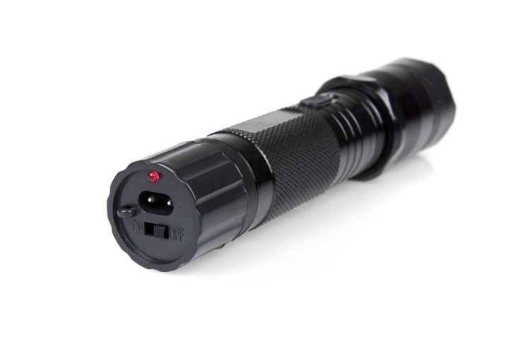 Paralizator latarka GUARD Tornado YC-1101 - latarka z paralizatorem-236470