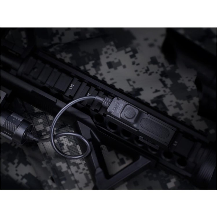 Włącznik żelowy Fenix AER-05 na kablu do latarki F-237709