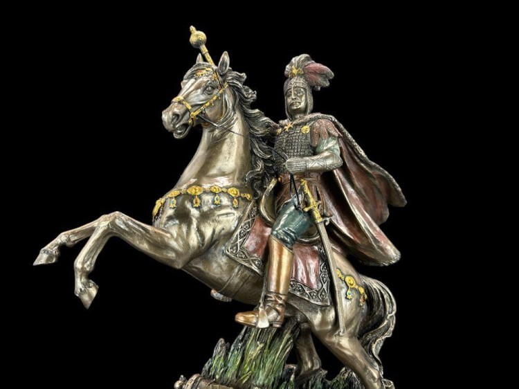 Ekskluzywna rzeźba figurka Król Jan III Sobieski 3-237881