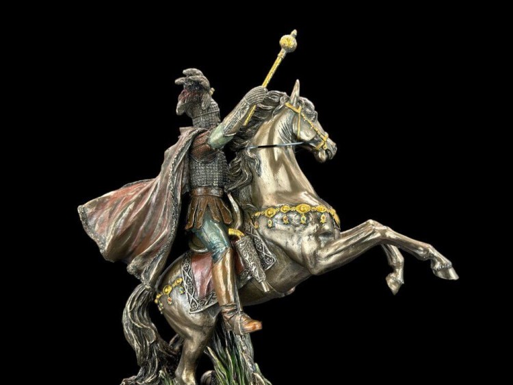 Ekskluzywna rzeźba figurka Król Jan III Sobieski 3-237882