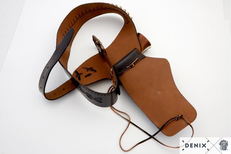 Kowbojski pas skórzany z nabojami i kaburą brązowy-238121