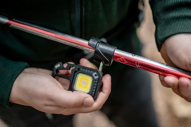 Lampka latarka Newell Lunar Multitool karabińczyk -232202