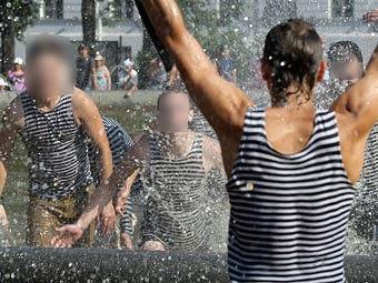 Koszulka rosyjskich marynarzy w paski-109277