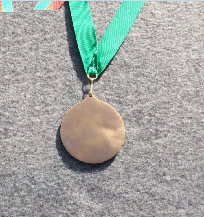Mosiężny medal myśliwski Król Pudlarzy 6,5 cm-218306