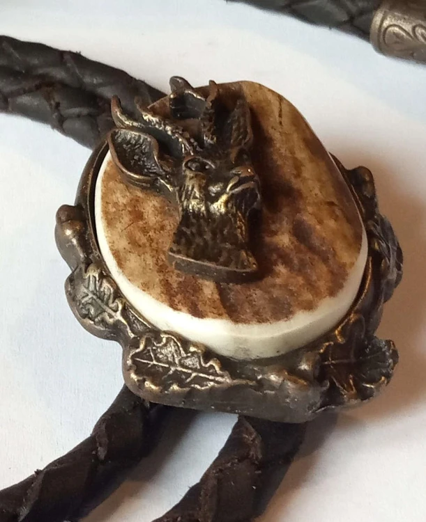 Krawatnik myśliwski z poroża - kozioł Bolo KR2-221919