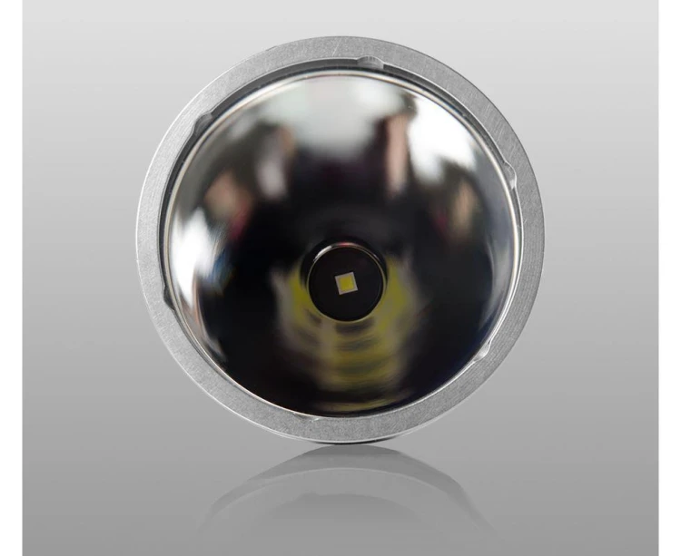 Latarka ArmyTek Barracuda Pro 1850 lm szperacz-225340