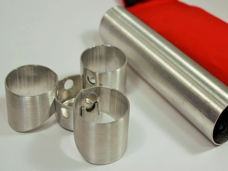 Kuchenka metalowa Samotny Wilk w pokrowcu-226784
