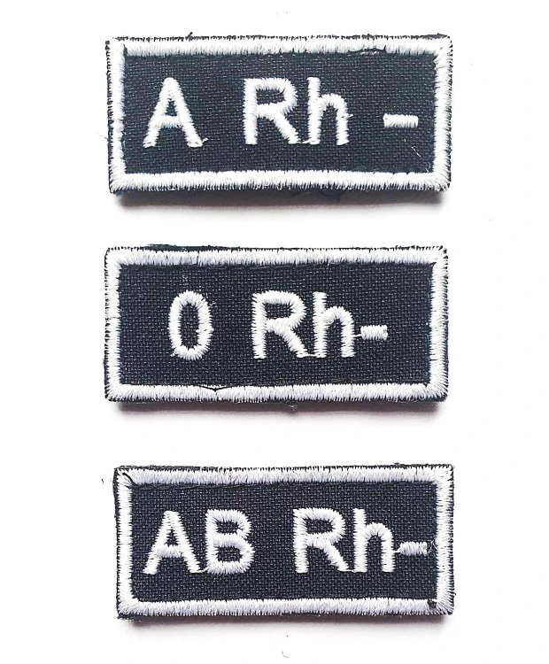 Naszywka z grupą krwi czarnan 5x2 cm, wyprzedaż : 0 Rh -, A RH-, AB Rh--230136